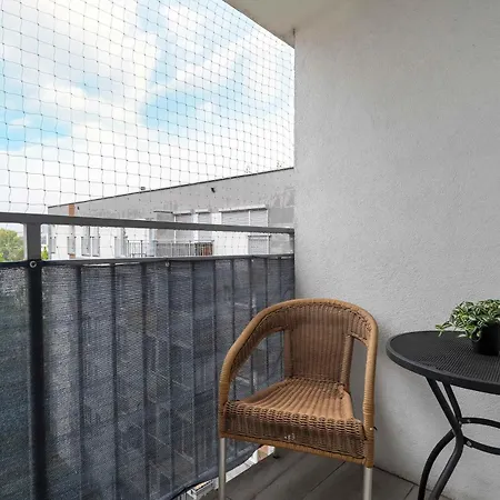Apartmán Air-conditioned In With Parking By Renters Poznaň