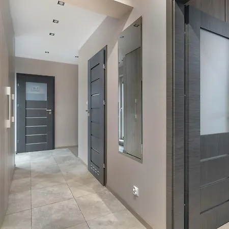 Air-conditioned In With Parking By Renters 아파트