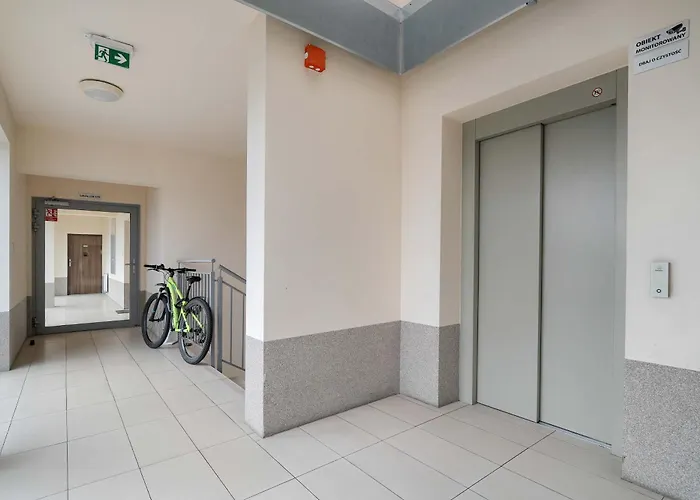 Air-conditioned In With Parking By Renters Appartamento