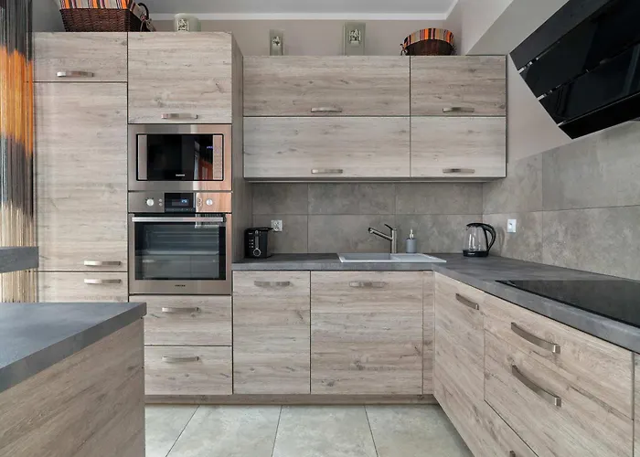 Апартаменты Air-conditioned In With Parking By Renters Познань