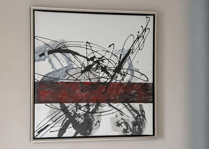 Air-conditioned In With Parking By Renters