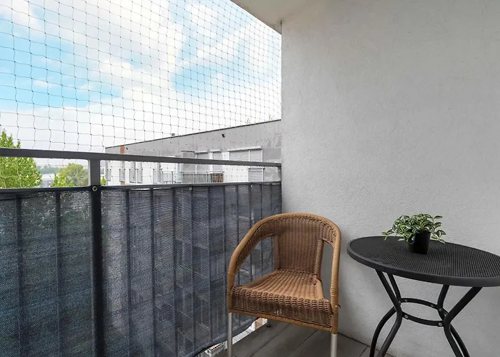 Апартаменты Air-conditioned In With Parking By Renters Познань